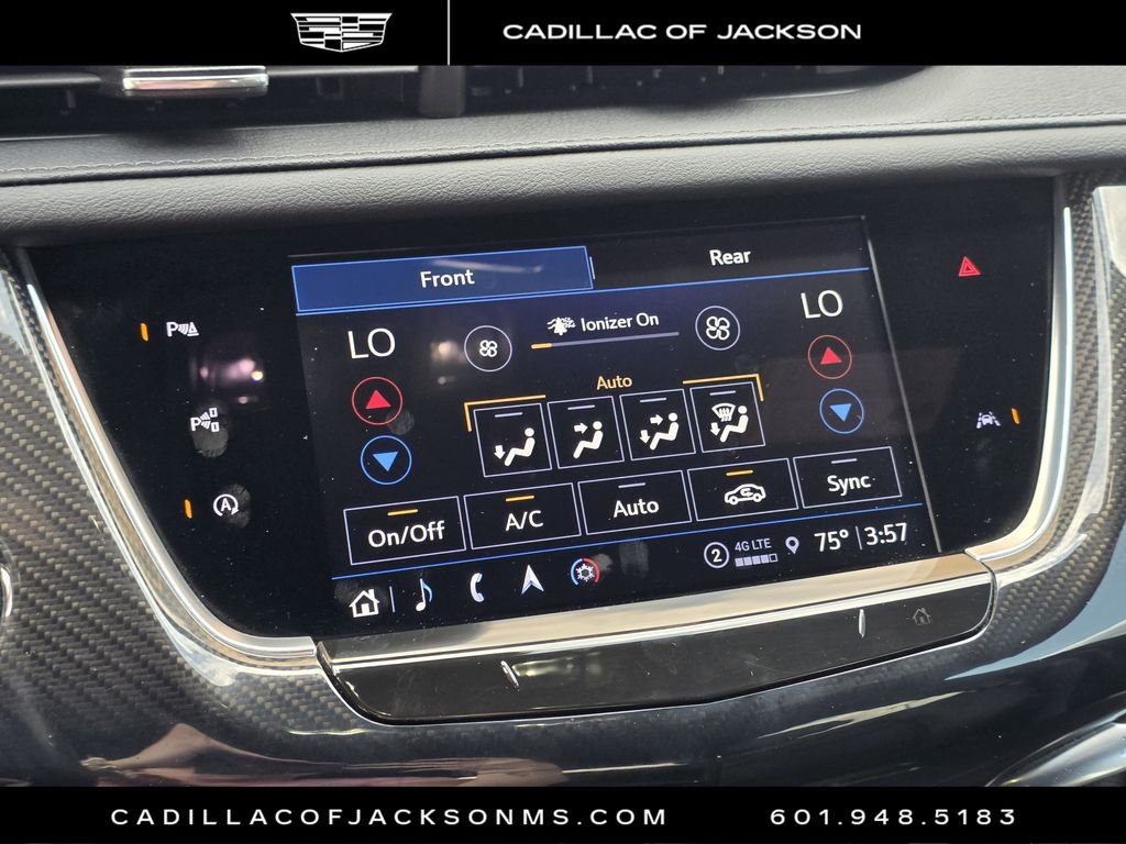 Certified 2024 Cadillac XT6 Sport w/ Technology Package AWD/4WD image 13