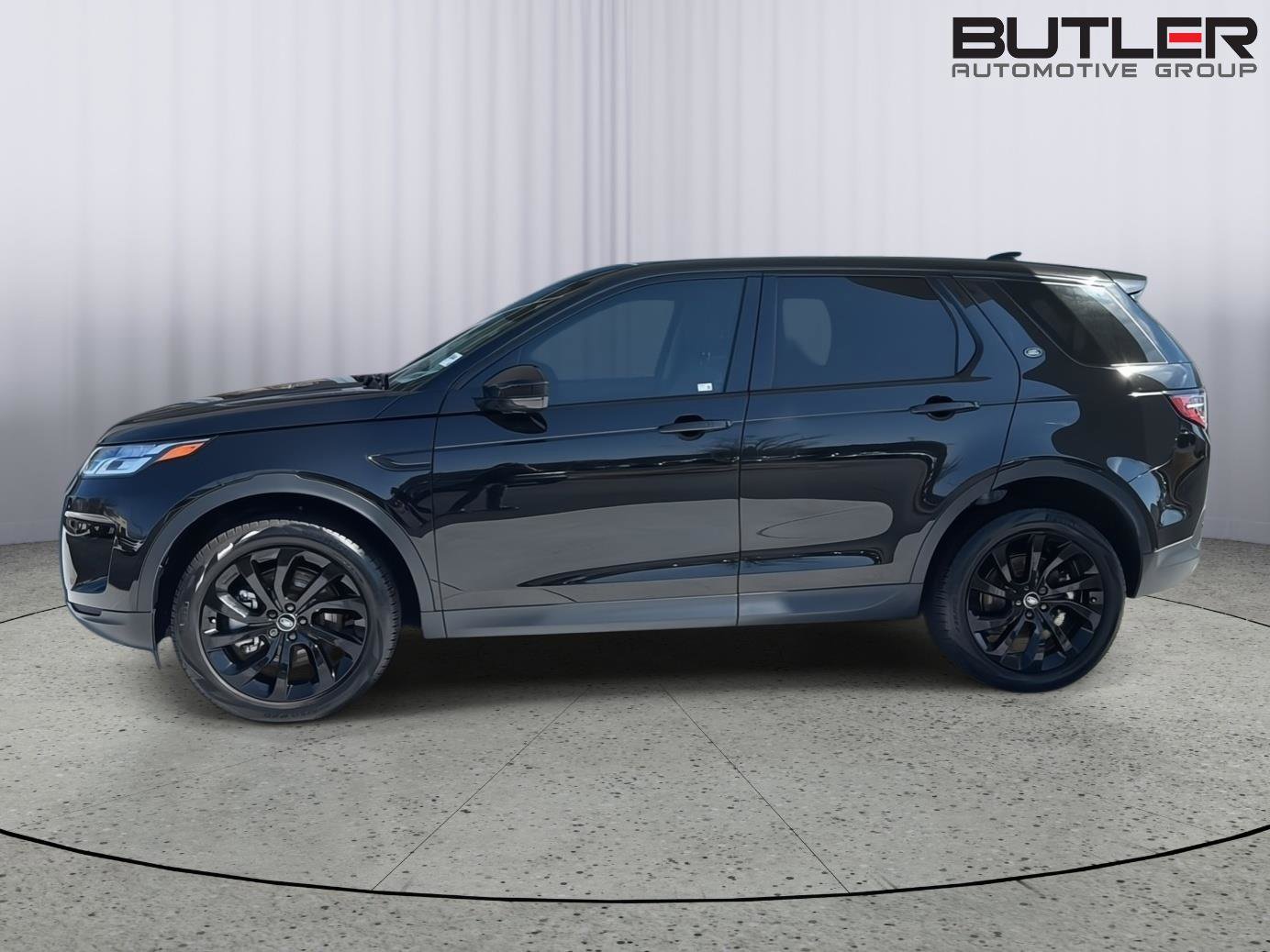 Used 2022 Land Rover Discovery Sport S image 3