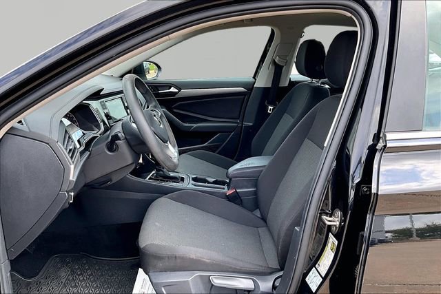 Used 2021 Volkswagen Jetta S image 27