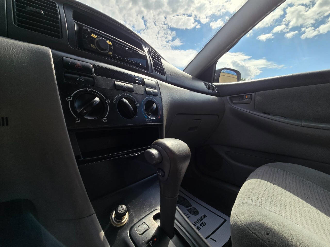 Used 2005 Toyota Corolla CE FWD image 21