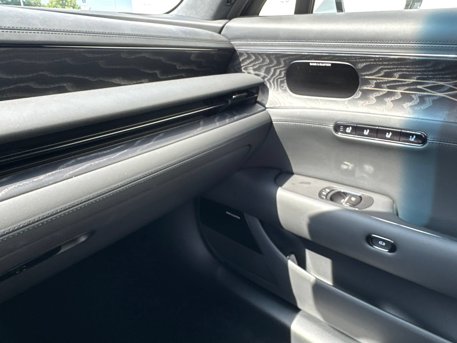 New 2026 Genesis G90 3.5T Prestige AWD/4WD image 29