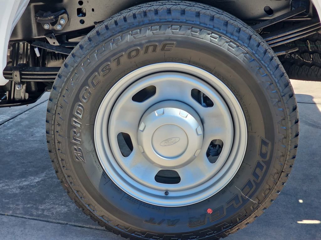 New 2026 Ford F350 XL w/ FX4 Off-Road Package AWD/4WD image 36