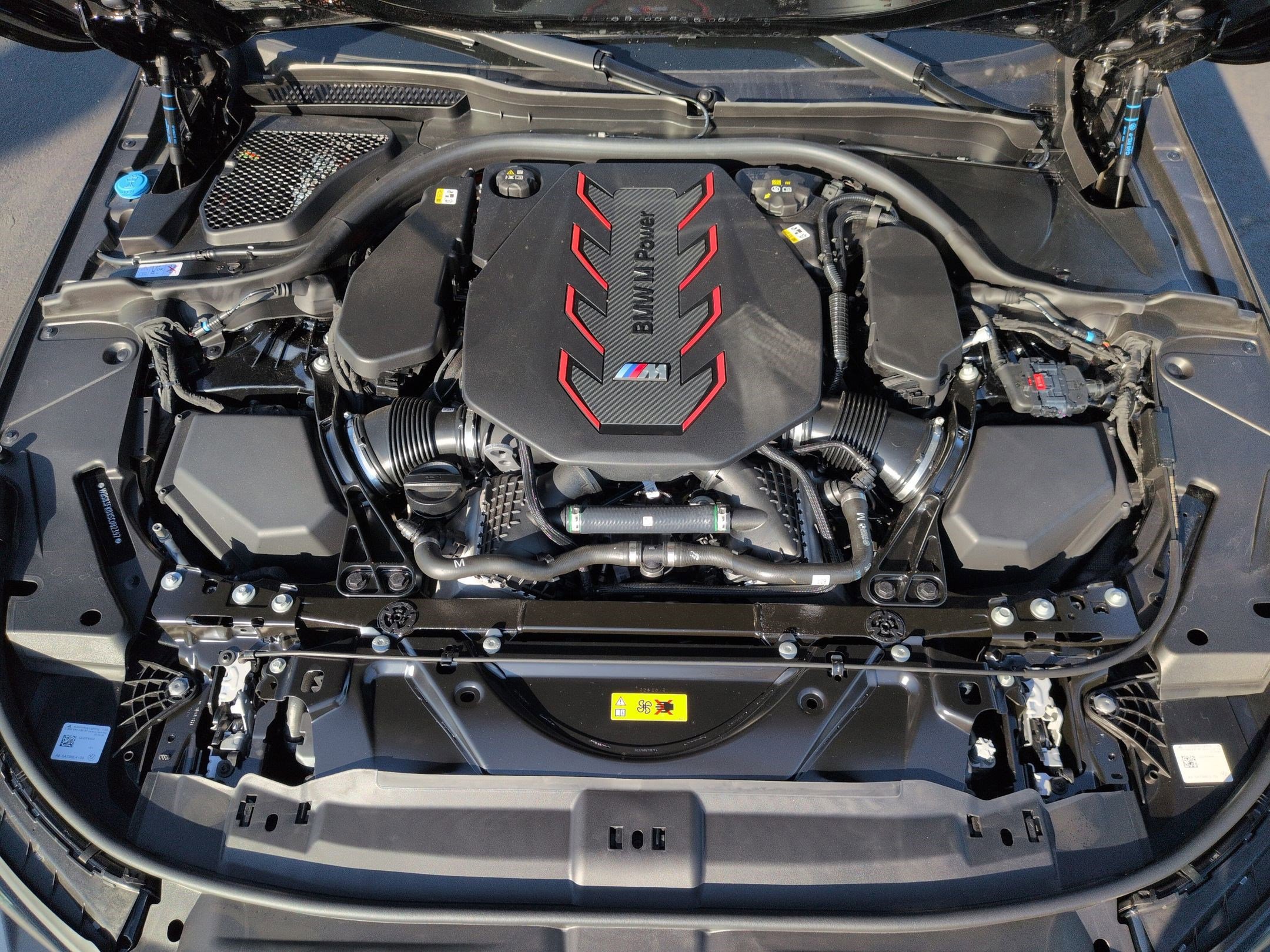 Used 2025 BMW M5 w/ M Driver's Package image 34