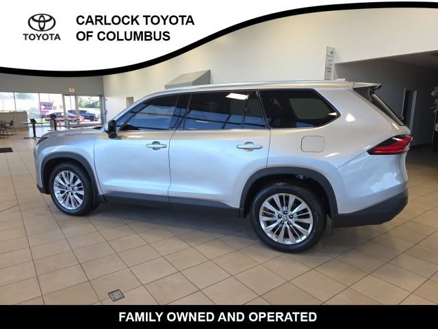 Used 2024 Toyota Grand Highlander AWD image 9