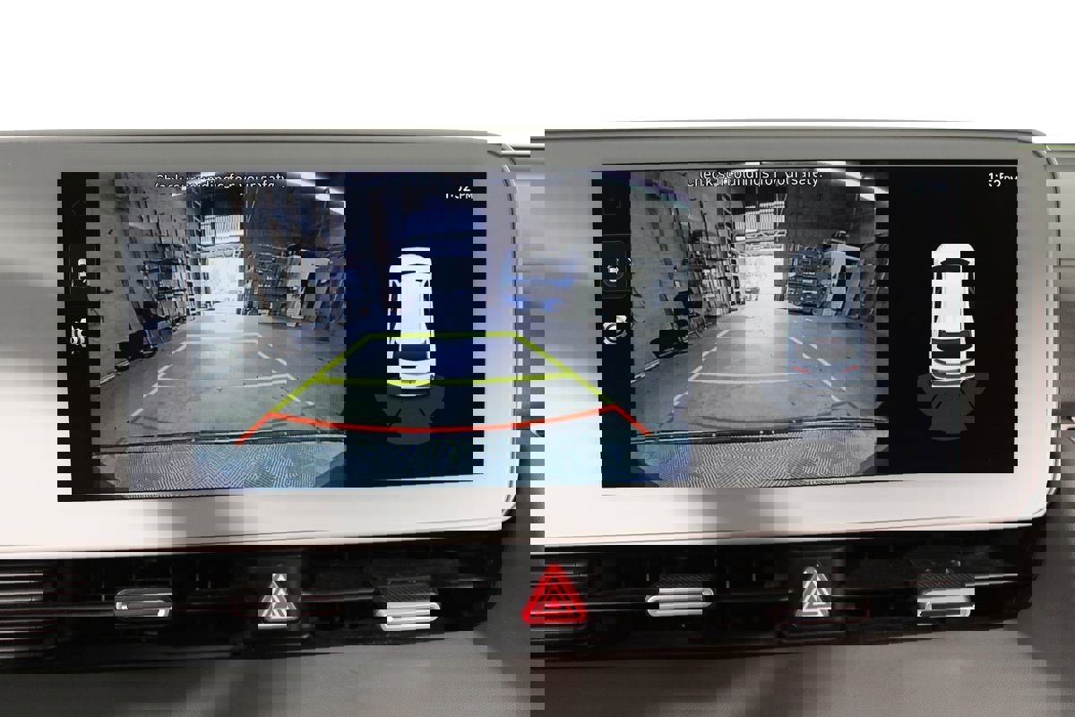 Used 2024 Hyundai Ioniq 5 SE image 17