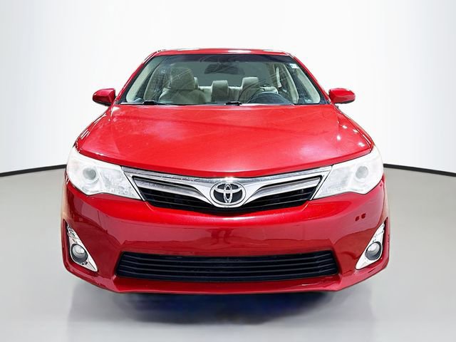 Used 2014 Toyota Camry XLE image 3