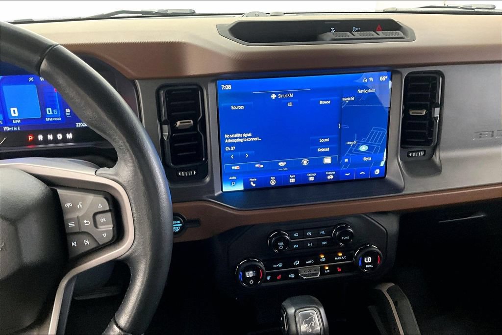 Used 2024 Ford Bronco Outer Banks AWD/4WD image 6