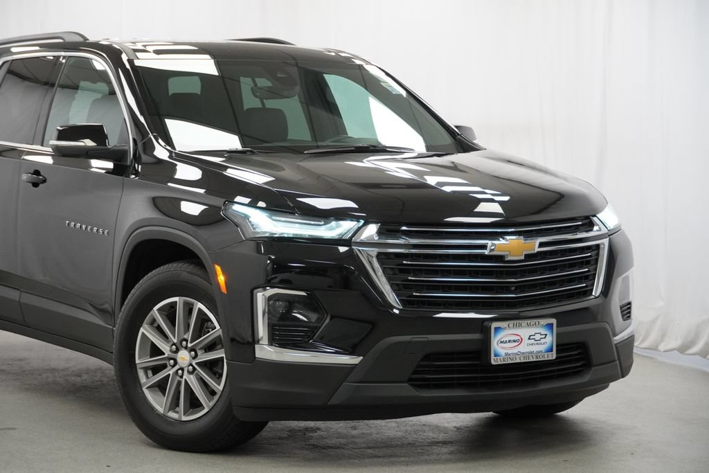 Used 2023 Chevrolet Traverse LT w/ Rear Camera Mirror Package AWD/4WD image 35