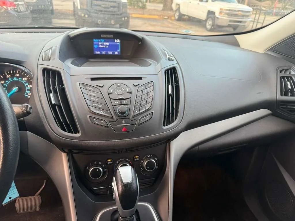 Used 2014 Ford Escape SE image 10