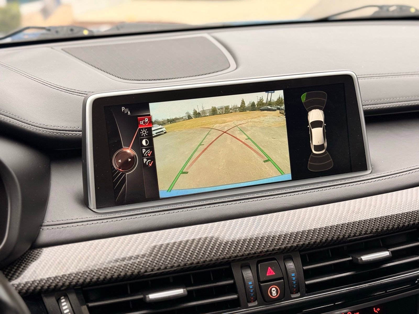 Used 2016 BMW X6 M image 40