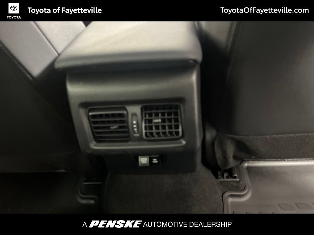 Certified 2025 Toyota Camry SE FWD image 13