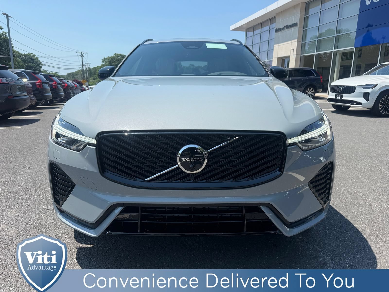 New 2026 Volvo XC60 B5 Plus w/ Protection Package Premier AWD/4WD image 3