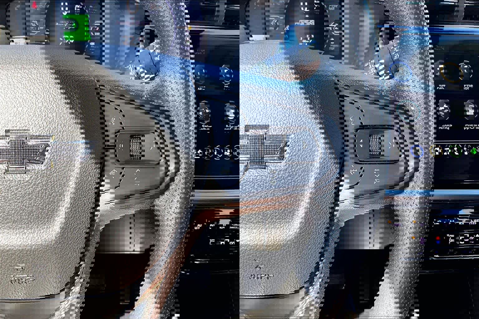 Used 2023 Chevrolet Bolt LT w/ Driver Confidence Package image 18