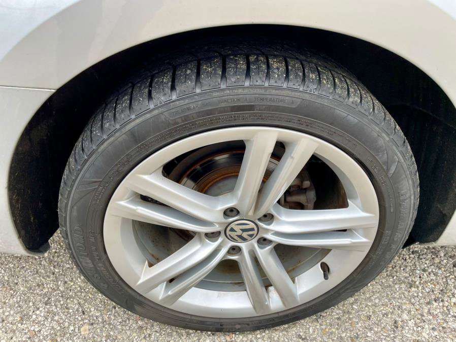 Used 2014 Volkswagen Passat TDI SE image 24