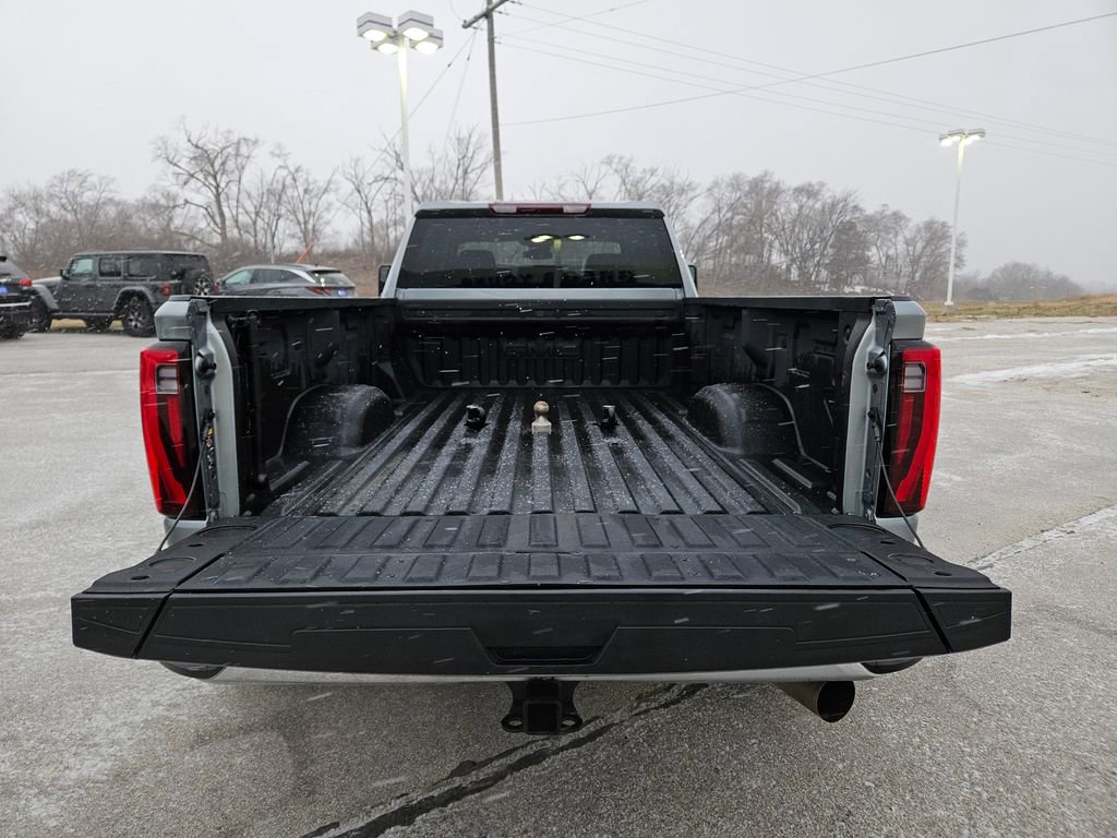 Used 2024 GMC Sierra 3500 SLE image 10