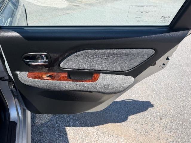 Used 2005 Hyundai Sonata GLS FWD image 30