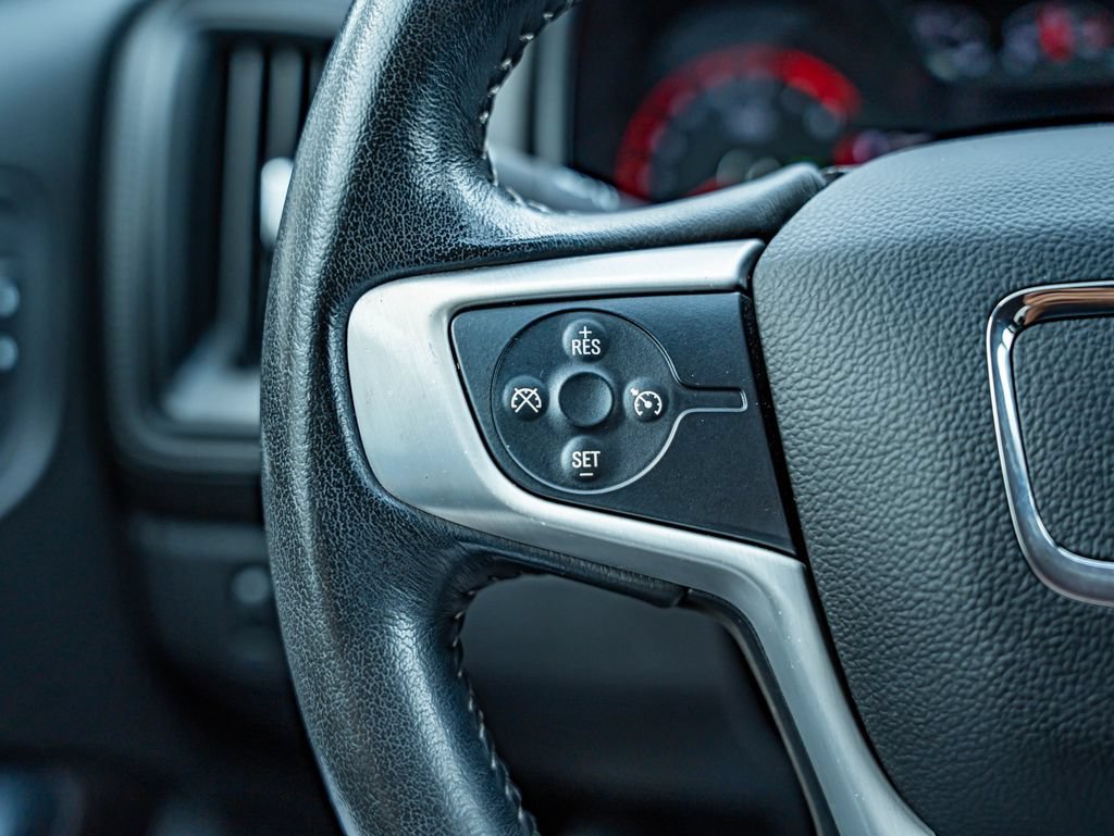 Used 2015 GMC Canyon SLE RWD image 20