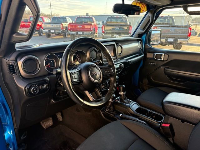 Used 2022 Jeep Gladiator Willys image 3