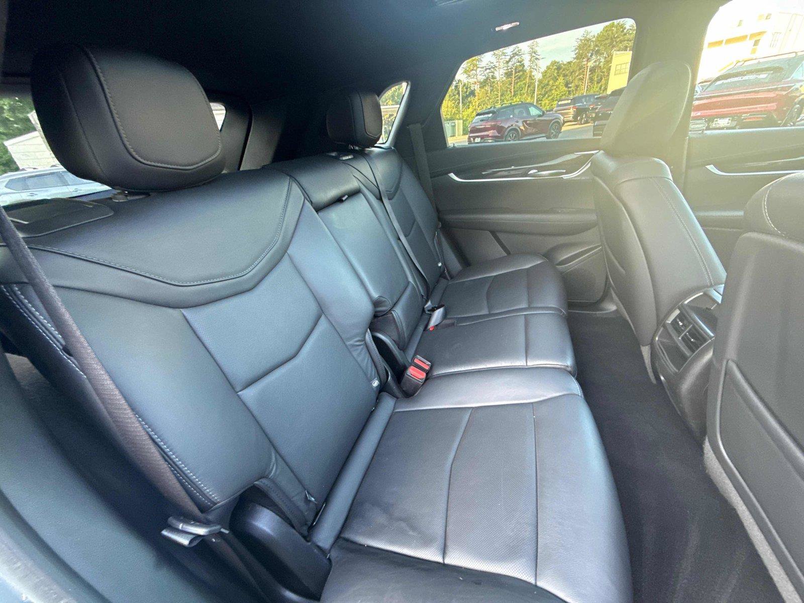 Used 2020 Cadillac XT5 Premium Luxury w/ LPO, Floor Liner Package FWD image 29