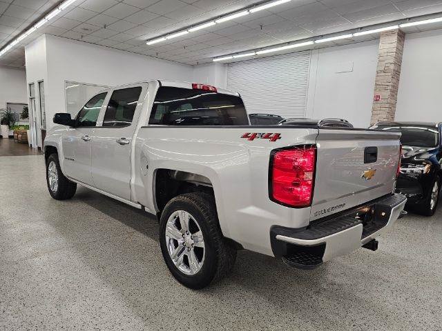 Used 2018 Chevrolet Silverado 1500 Custom w/ Custom Value Package AWD/4WD image 7