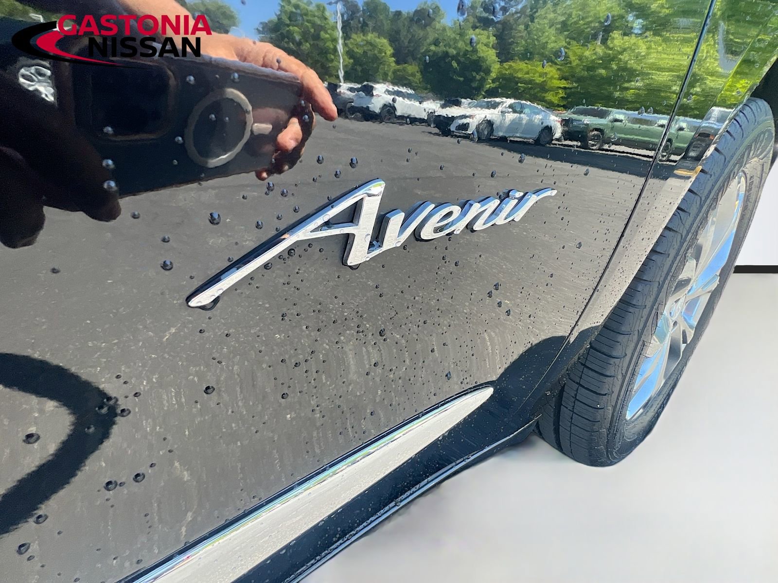 Used 2018 Buick Enclave Avenir w/ Avenir Technology Package image 44