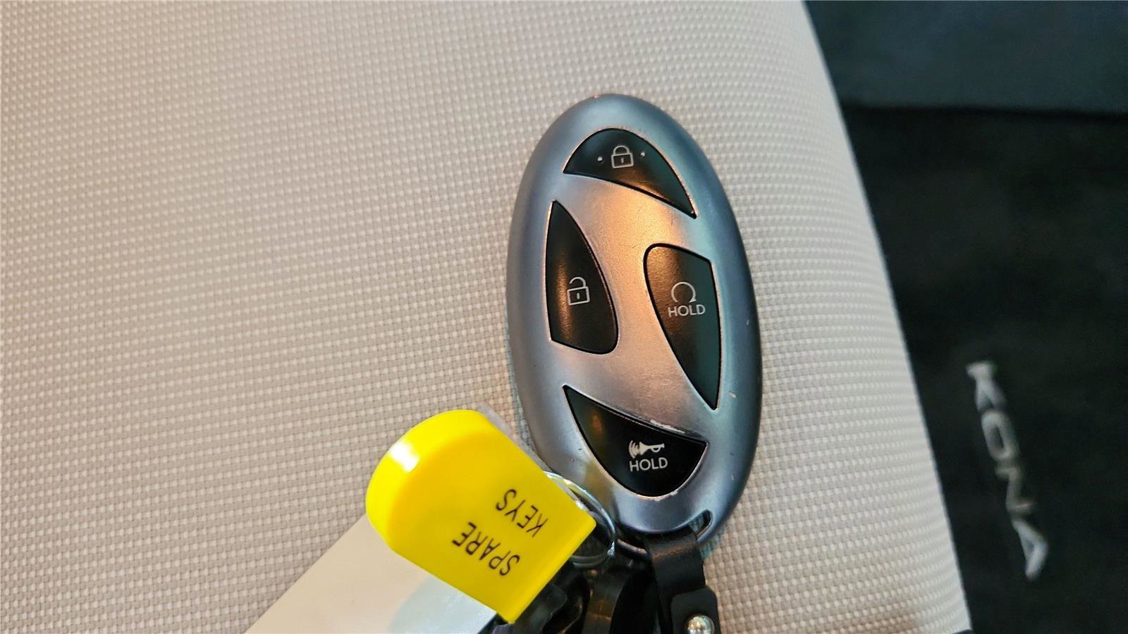 Used 2025 Hyundai Kona SEL AWD/4WD image 20