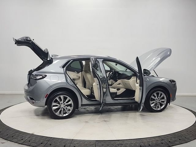 Used 2023 Buick Envision Avenir image 16