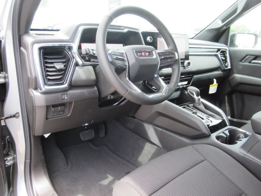 New 2026 GMC Canyon Elevation w/ Convenience Package RWD image 17