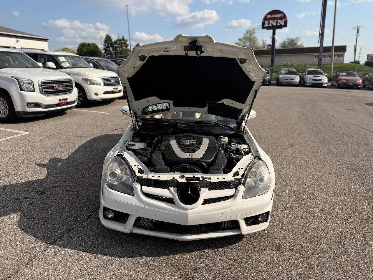 Used 2011 Mercedes-Benz SLK 300 image 9