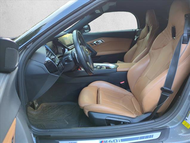 Used 2024 BMW Z4 M40i w/ Premium Package RWD image 16