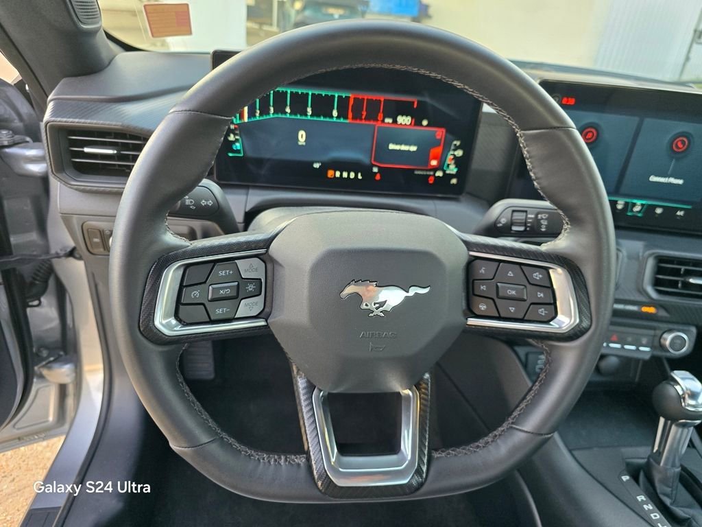 Used 2024 Ford Mustang EcoBoost image 15