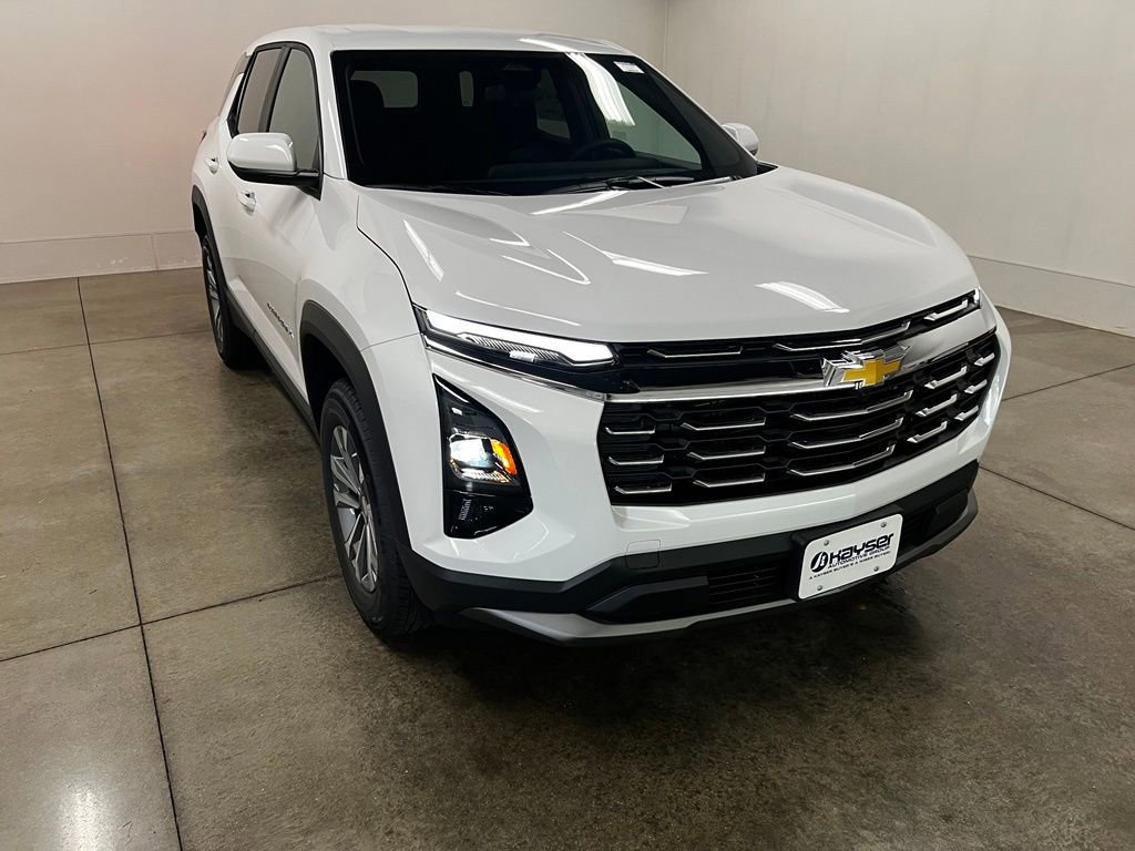 New 2026 Chevrolet Equinox LT w/ Convenience Package II AWD/4WD image 1