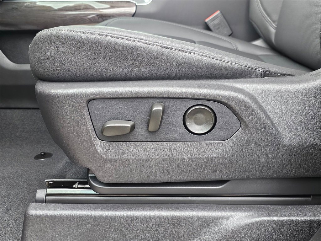 New 2026 Chevrolet Silverado 1500 LTZ w/ Max Trailering Package image 25