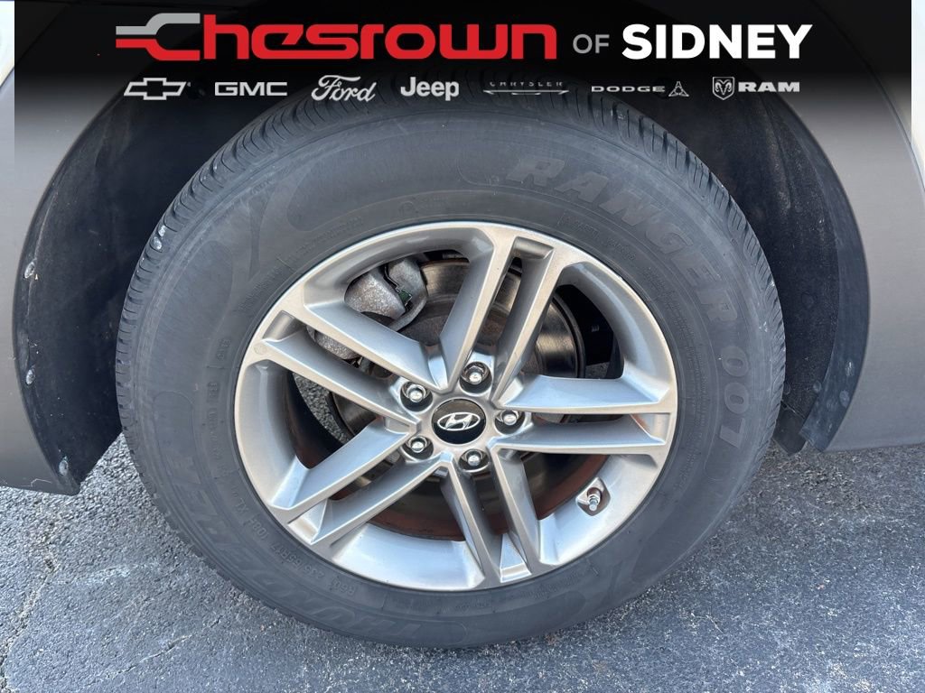 Used 2017 Hyundai Santa Fe Sport FWD image 11