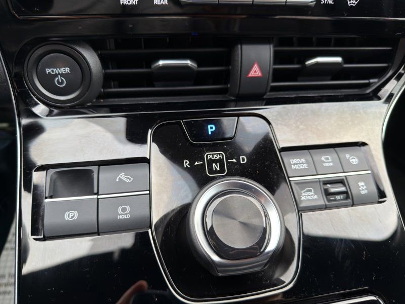Used 2023 Subaru Solterra AWD image 18