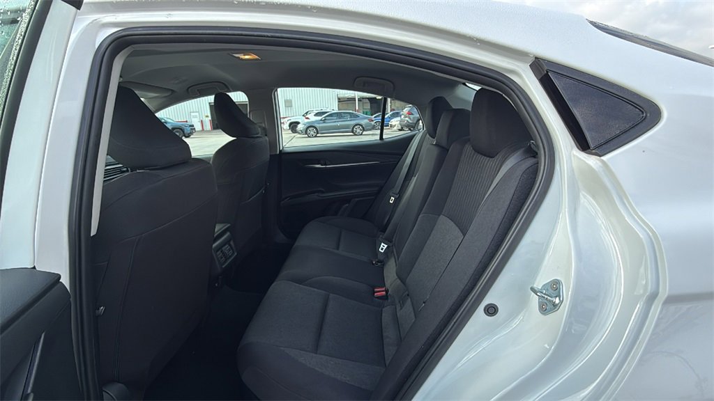 Used 2025 Toyota Camry LE image 16