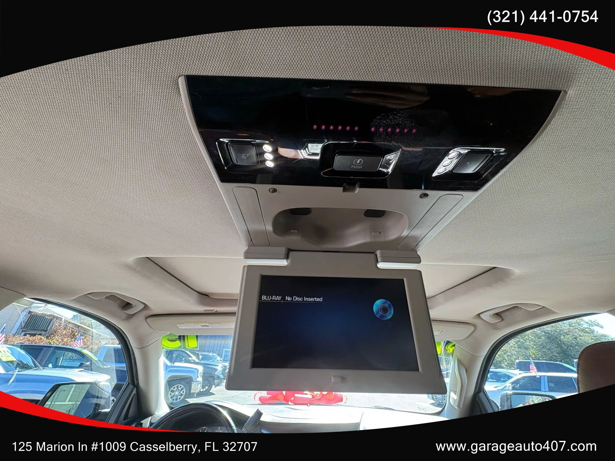 Used 2015 Cadillac Escalade ESV Premium RWD image 25