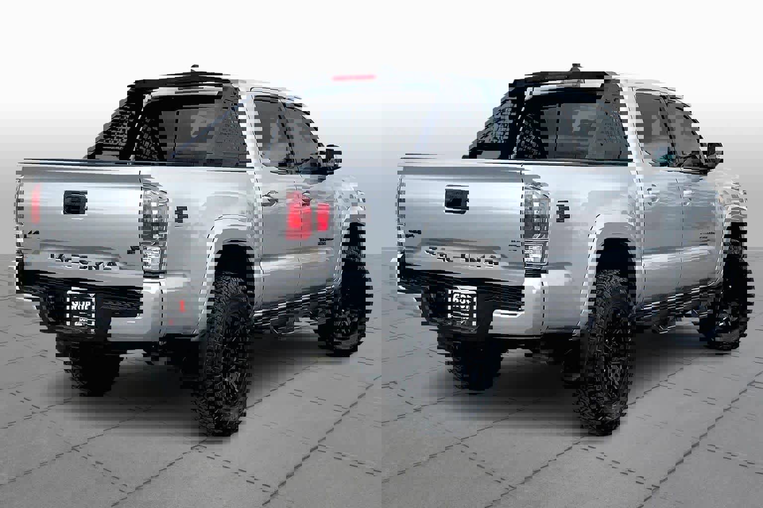 Used 2023 Toyota Tacoma TRD Sport image 13