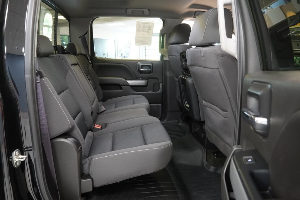 Used 2017 Chevrolet Silverado 1500 LT w/ All Star Edition AWD/4WD image 30