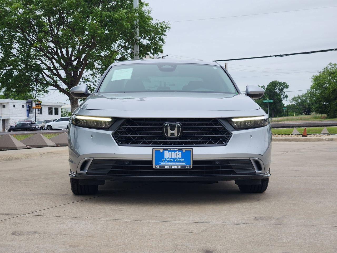 Used 2023 Honda Accord EX-L image 2
