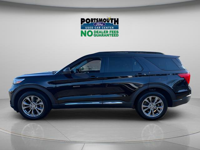 Used 2022 Ford Explorer XLT w/ Equipment Group 202A AWD/4WD image 2