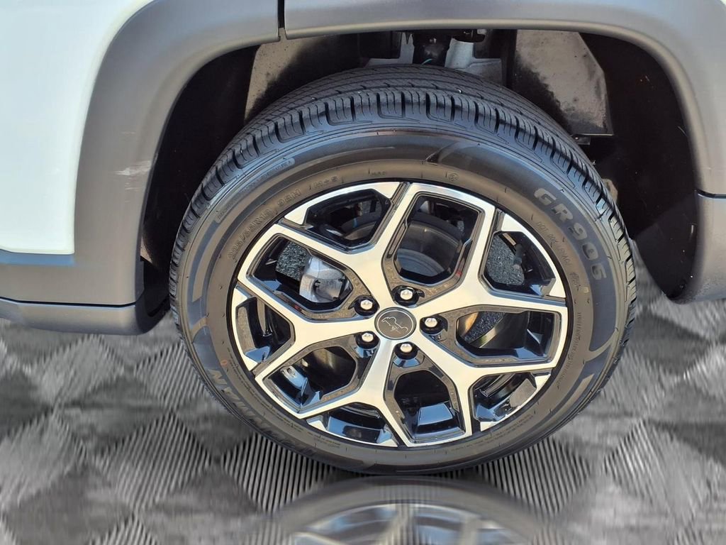 Used 2025 Jeep Compass Limited AWD/4WD image 21