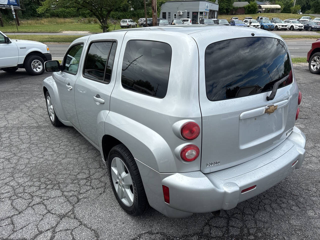 Used 2011 Chevrolet HHR LT FWD image 12