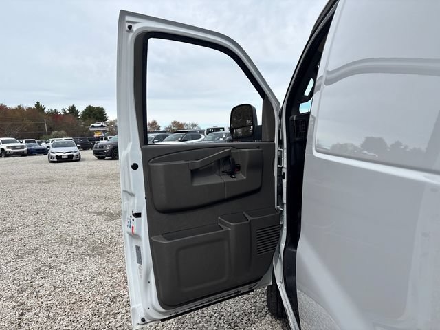 Certified 2024 Chevrolet Express 3500 Extended w/ Driver Convenience Package RWD image 16