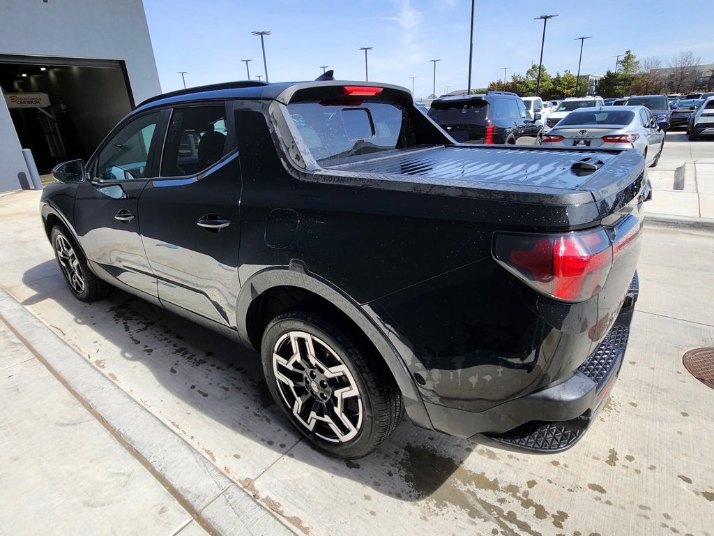 Certified 2025 Hyundai Santa Cruz Limited image 7