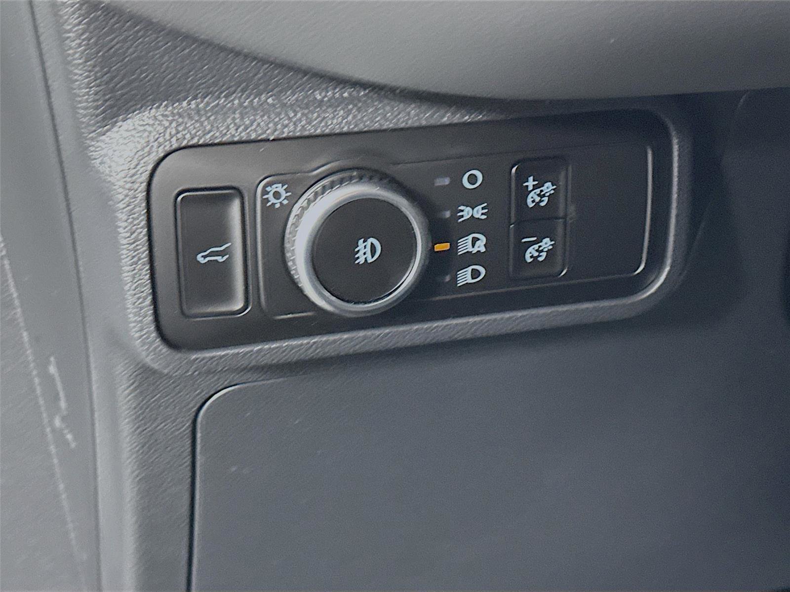 New 2026 Ford Explorer Active w/ Active Comfort Package image 10