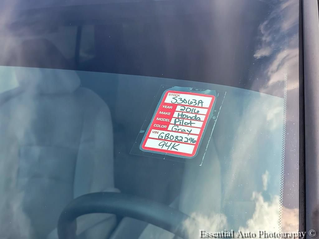 Used 2016 Honda Pilot LX image 33