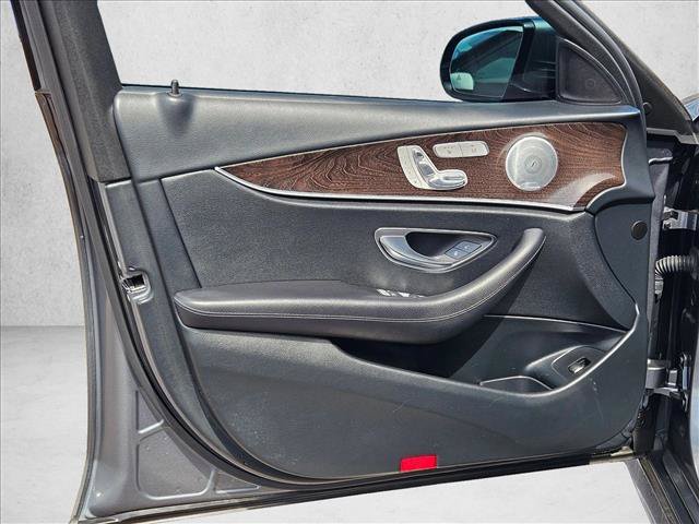 Used 2020 Mercedes-Benz E 350 4MATIC Sedan image 10