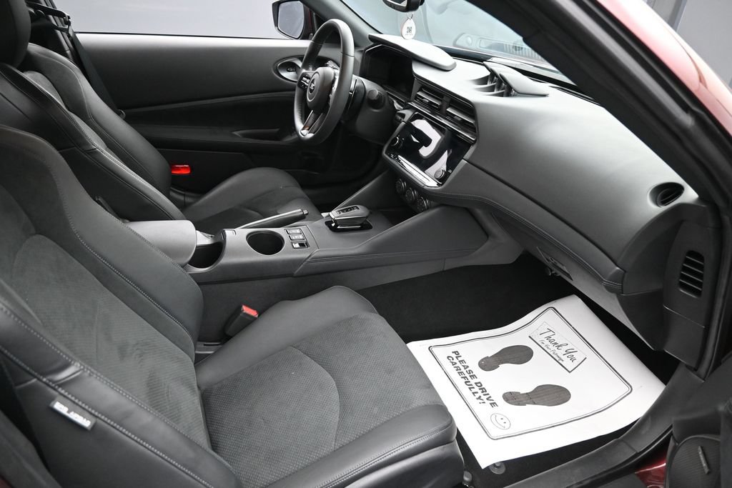 Used 2025 Nissan Z Performance w/ Floor Mat Package RWD image 28
