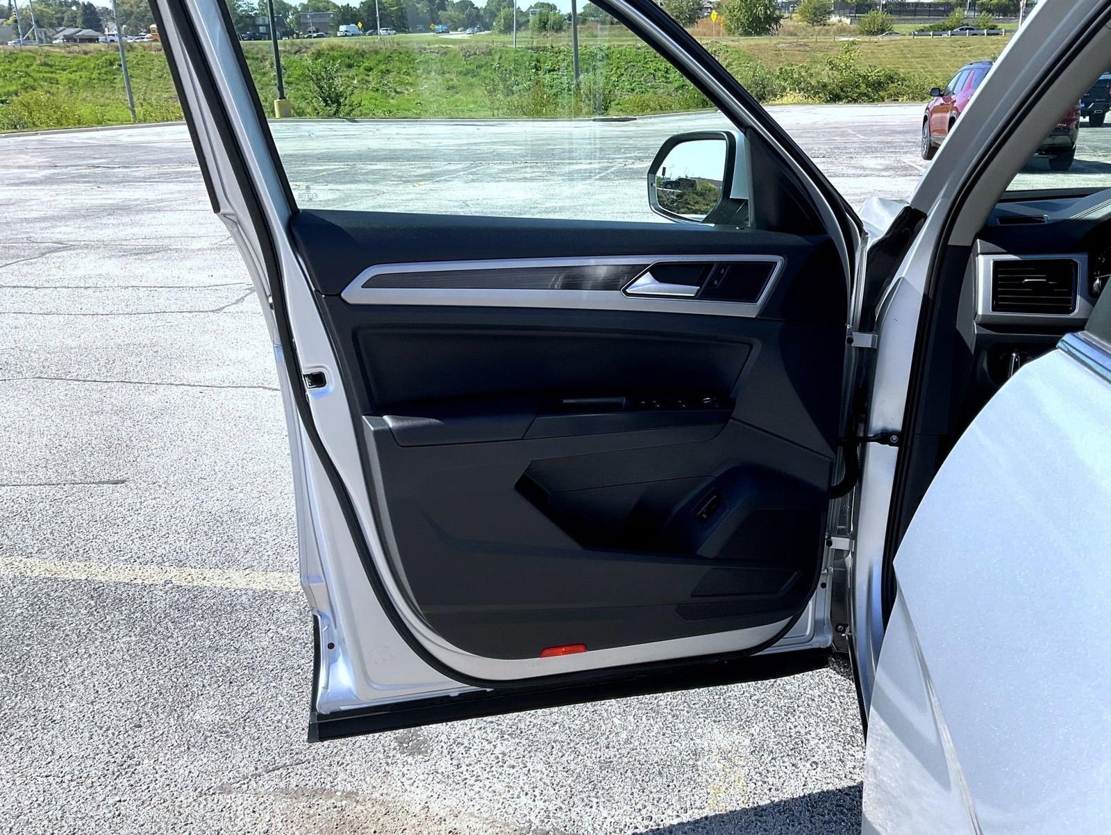 Used 2019 Volkswagen Atlas SEL image 9